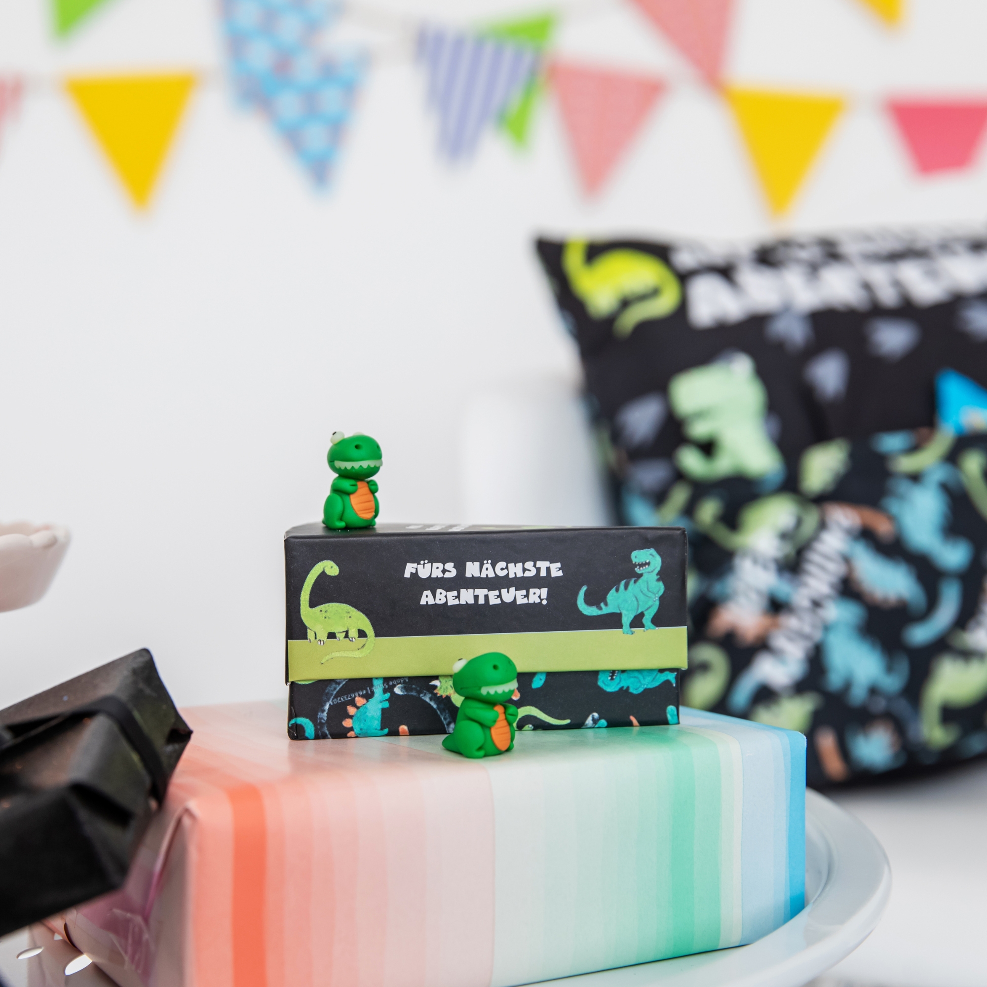 VE Tortengeschenkschachtel Dino